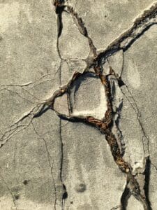What are the potential risks of not conducting concrete moisture testing?