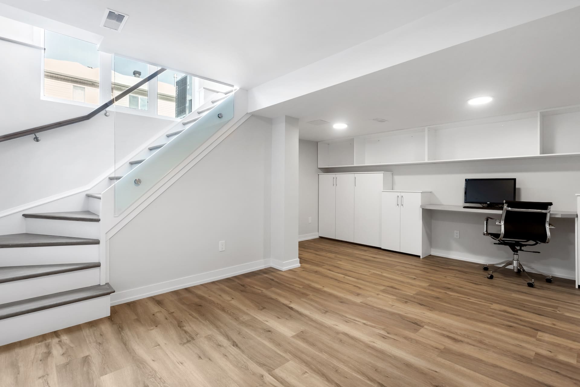 The Best Flooring Options for a Basement Renovation
